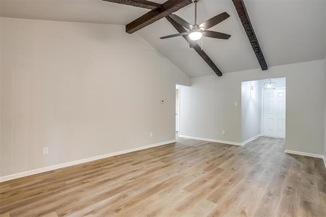 Building Photo - 144 NW Suzanne Terrace