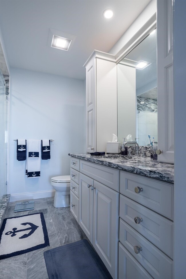 Building Photo - 1044 Ocean Blvd