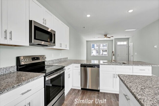 Building Photo - 305 Starfish Ln
