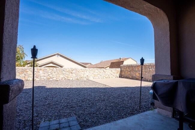 Building Photo - 14311 Early Morn Ave