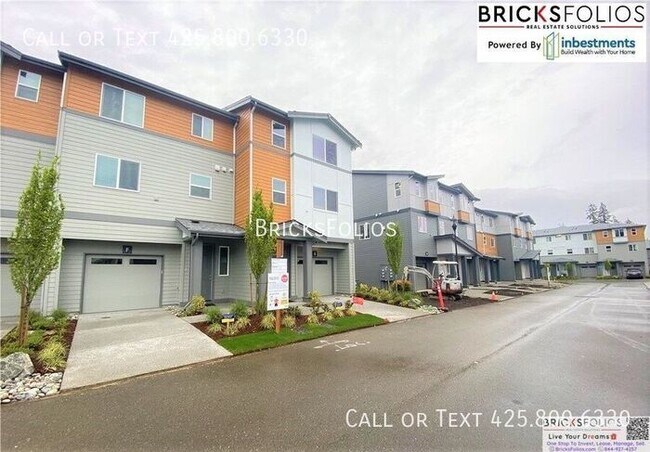 Building Photo - Embrace Serenity: Luxurious Living in a Pr...