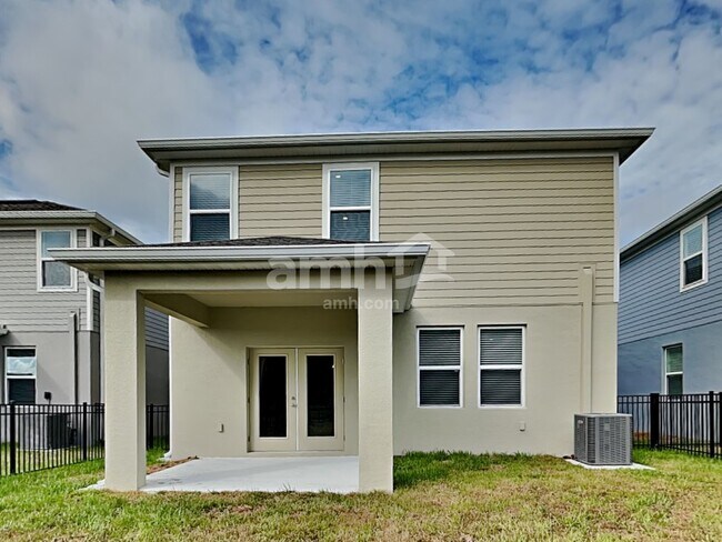 Building Photo - 27273 St Andrews Ave