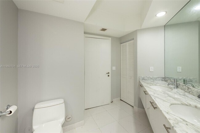 Building Photo - 55 SE 6th St