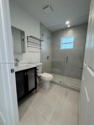Building Photo - 911 Sharar Ave