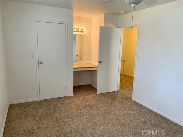 Building Photo - 3053 Knollwood Ave
