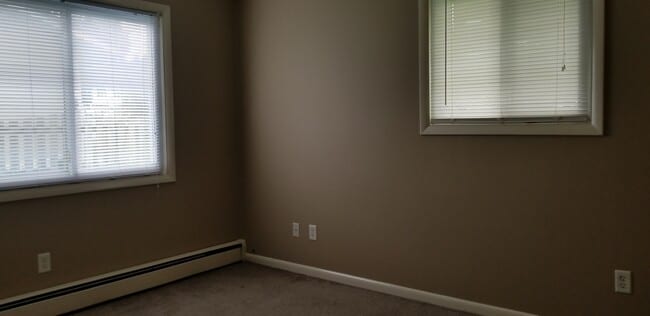 Building Photo - 3BR Ranch