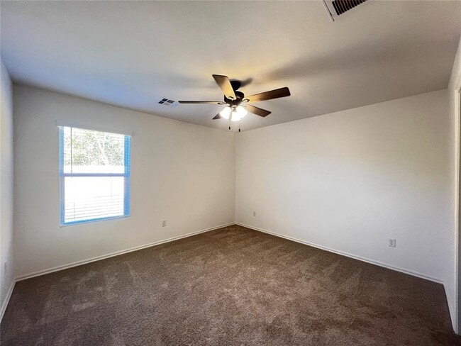 Building Photo - 3433 Little Creek Dr