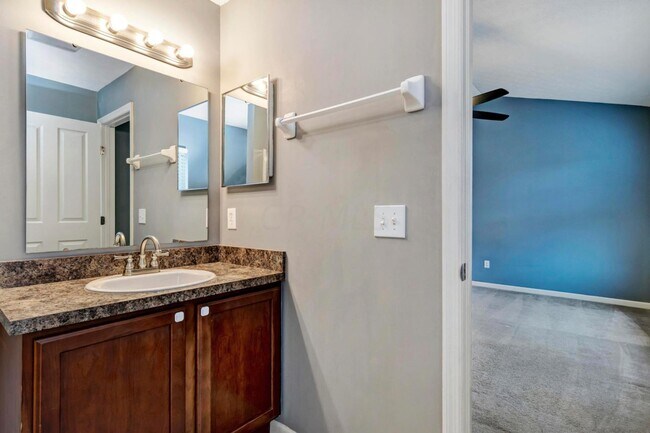 Building Photo - 6479 Walnut Fork Dr