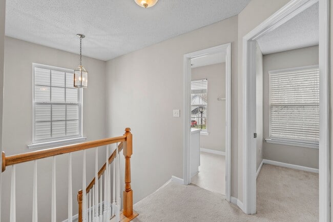 Building Photo - 3212 Sawyers Mill Dr