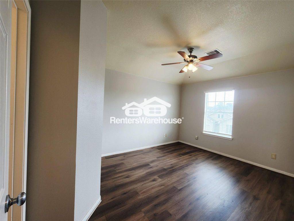 Building Photo - 4075 Mossy Spring Ln