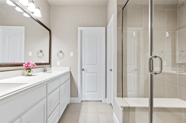 Building Photo - 313 Tottenham Ct