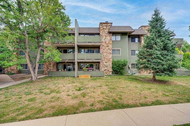 Building Photo - 3315 Chisholm Trail