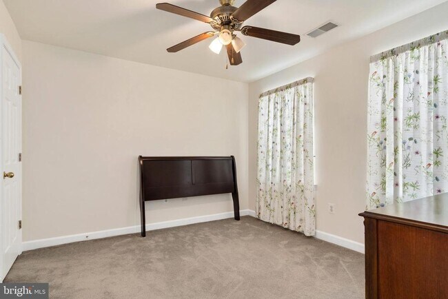 Building Photo - 410 Aldots Ln