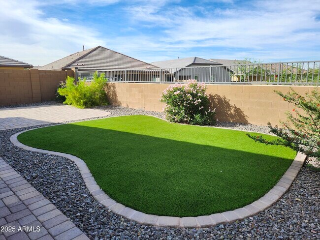 Building Photo - 5824 N 89th Dr