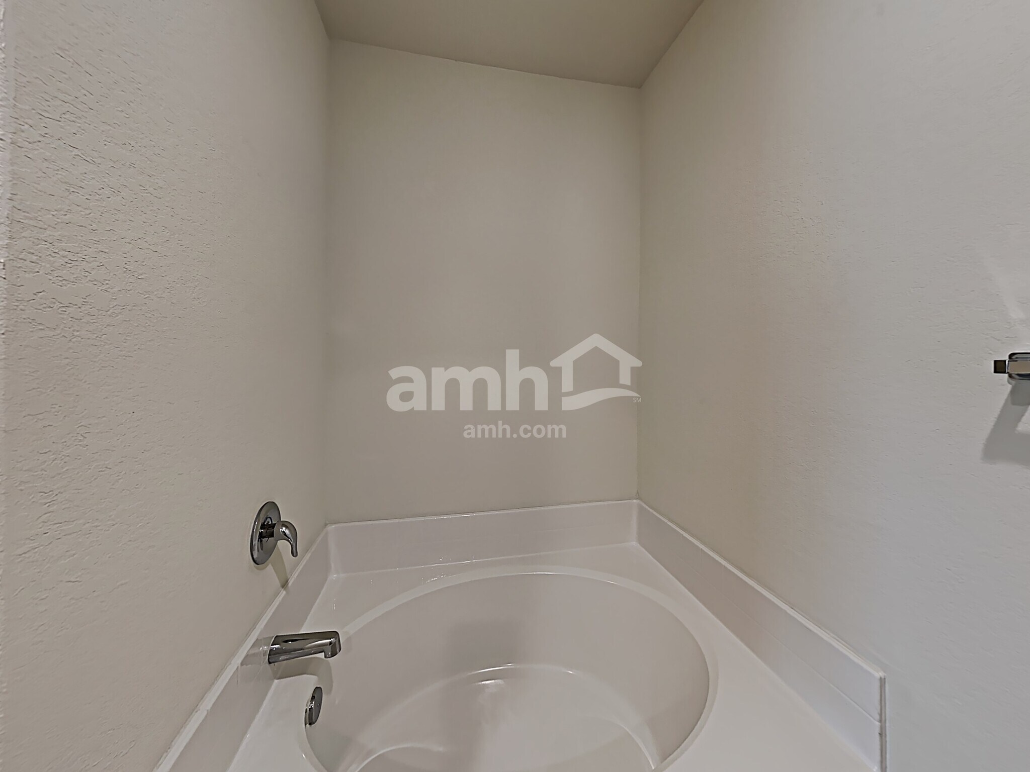 Building Photo - 12250 Commander Dr