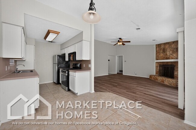 Building Photo - 1707 Provident Ln