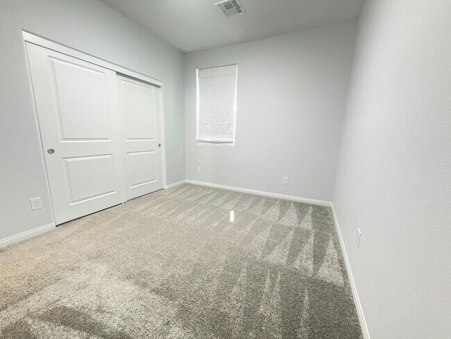 Building Photo - 3618 Tondela Ln