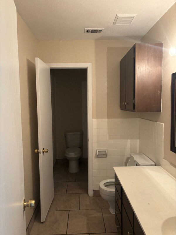 Building Photo - 3225 Crites St