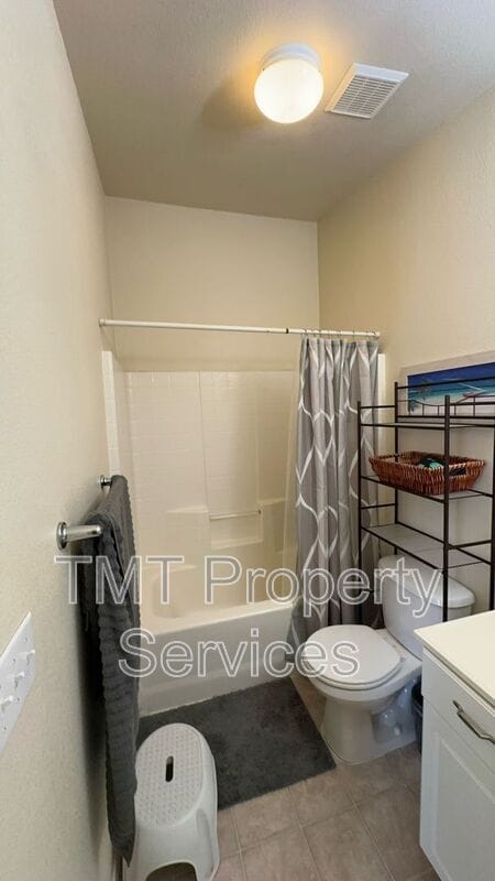 Building Photo - 115-A Palomar