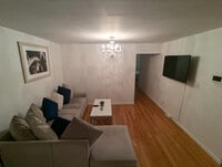 Building Photo - 304 E 34th St