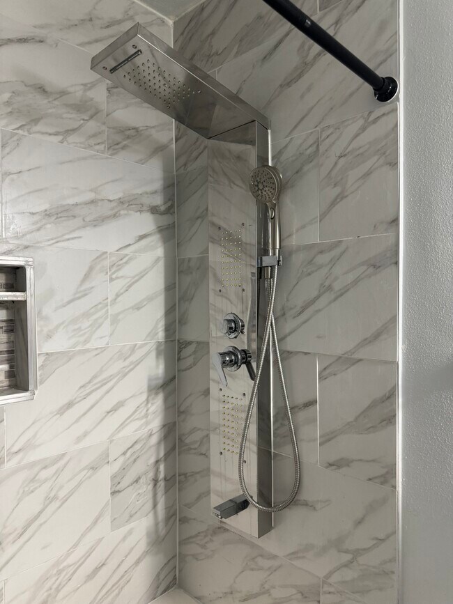 Building Photo - 3744 W Kariba Dr