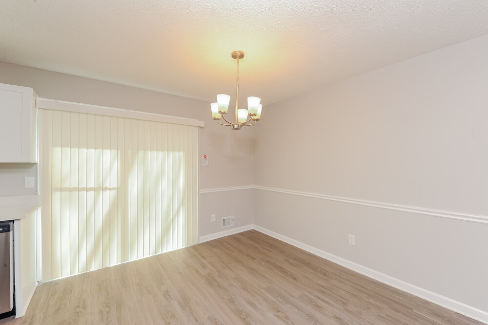 Building Photo - 1120 Brenton Dr NW