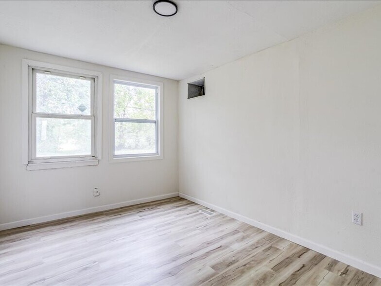 Building Photo - 1451 N Pennsylvania Ave
