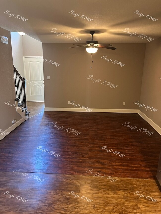 Building Photo - 21611 Westover Ct