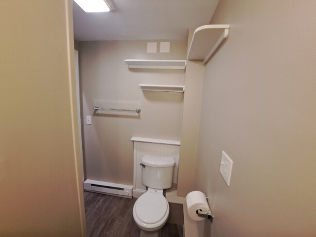 Building Photo - 35 Pine St