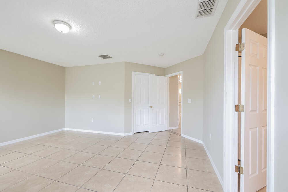 Building Photo - 1120 Roan Ct