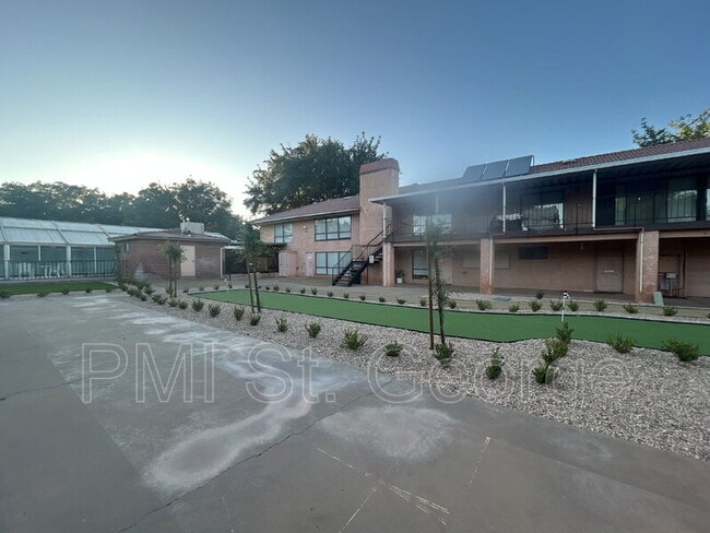 Building Photo - 180 N 1100 E