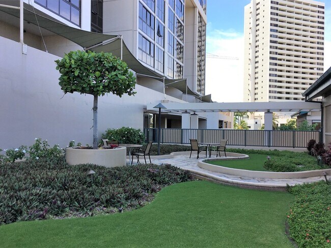 Building Photo - Keola La'i - Pet Friendly 1BR/1BA/1PK