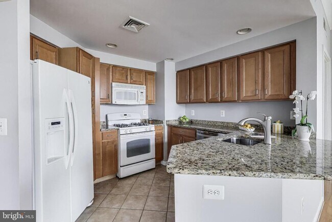 Building Photo - 4480 Market Commons Dr