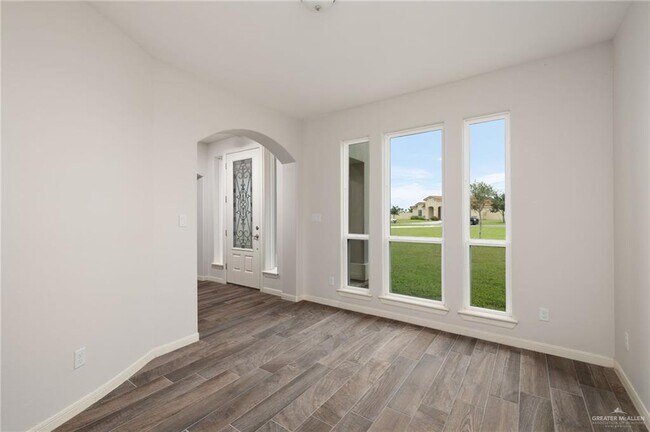 Building Photo - 4628 Estancia Pkwy