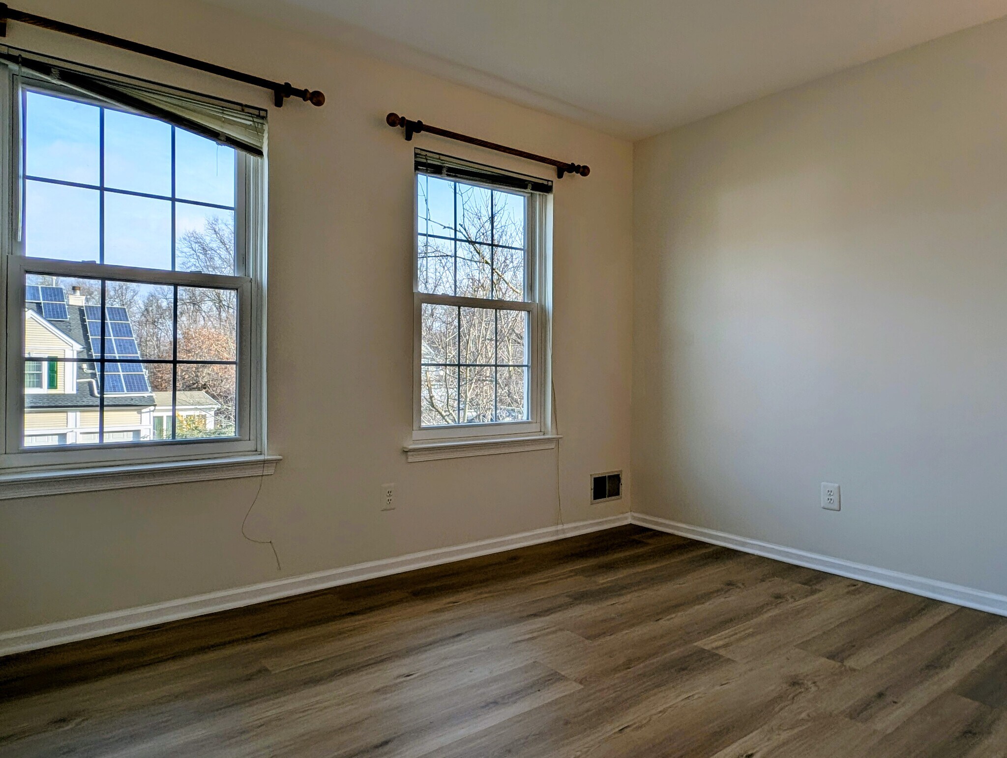 Building Photo - 111 Harvard Cir