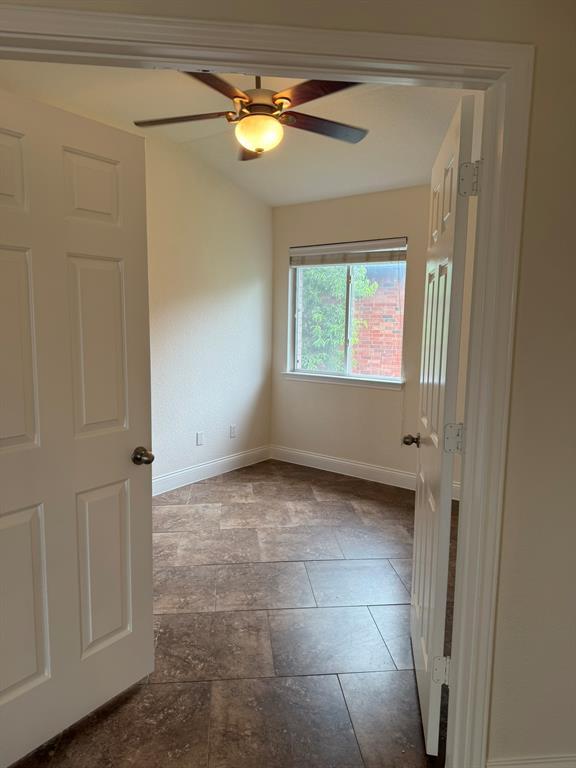 Building Photo - 1018 Gentry Dr