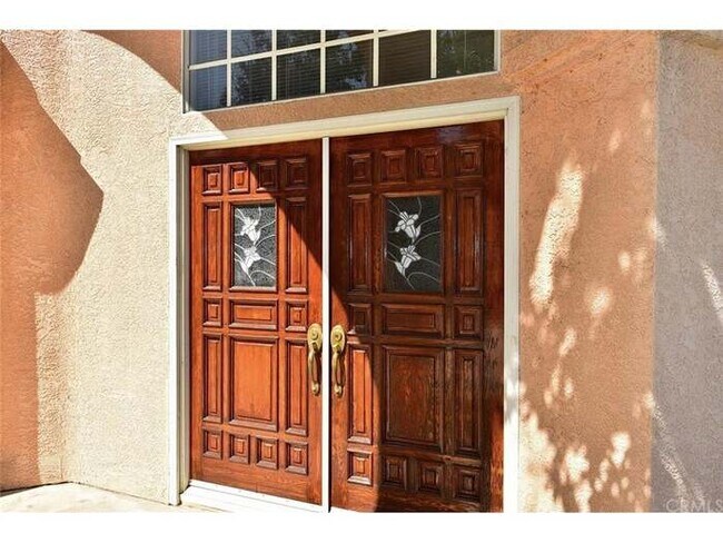 Double Door Front Entrance - 915 W Arrow Hwy