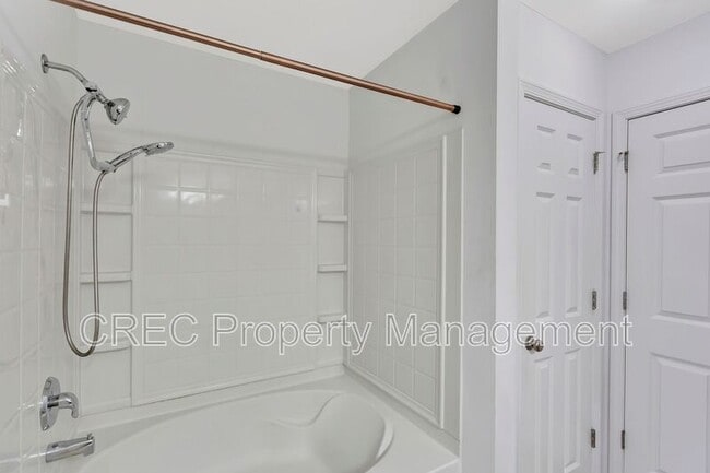 Building Photo - 232 S Lamplighter Ln