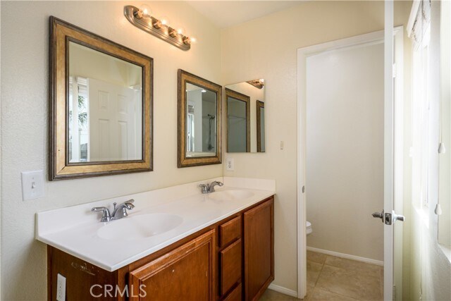 Building Photo - 16442 El Revino Dr