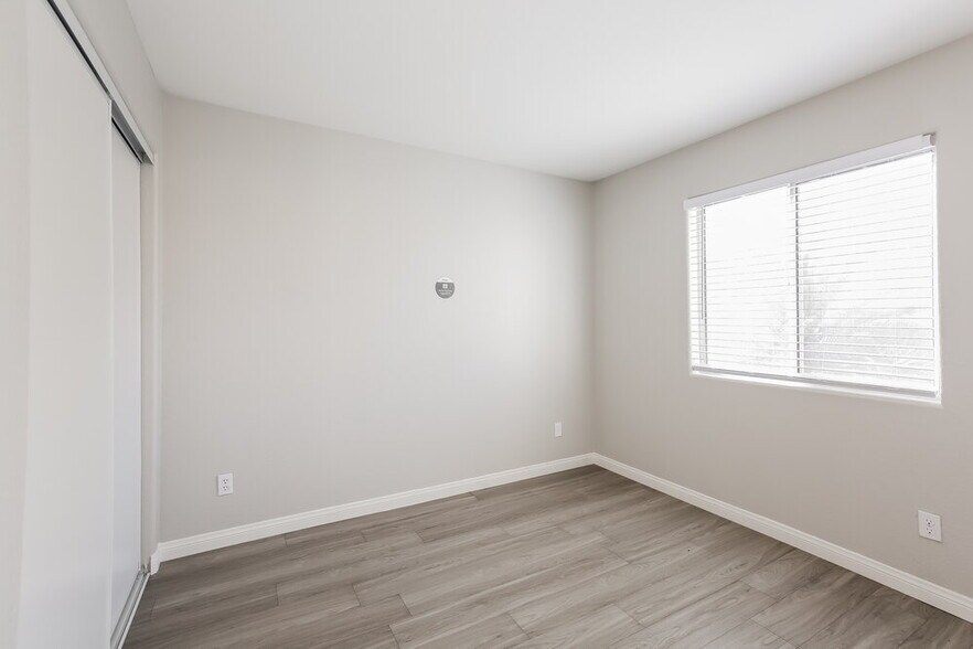 Building Photo - 5301 White Coyote Pl