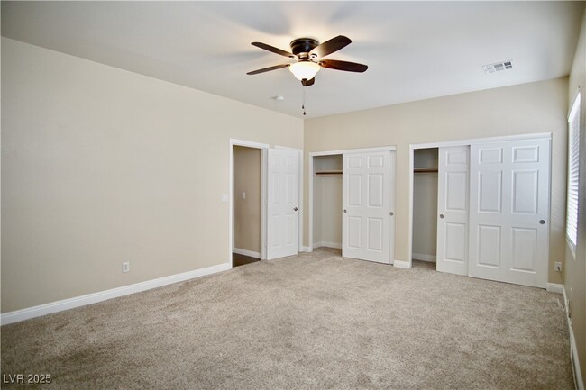 Building Photo - 10749 Turquoise Valley Dr