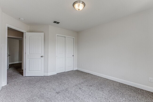 Building Photo - Alamo Ranch Rental 4 Bedroom Home