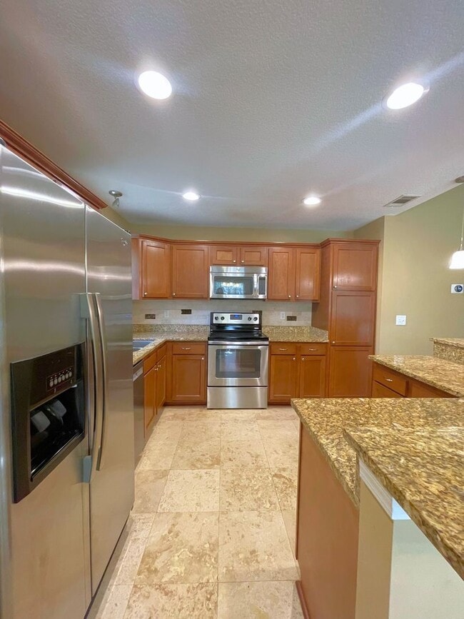 Building Photo - Charming 3-Bedroom, 2-Bath Home with Large...