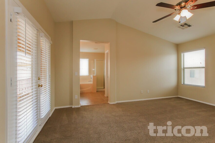 Building Photo - 9343 W Payson Rd