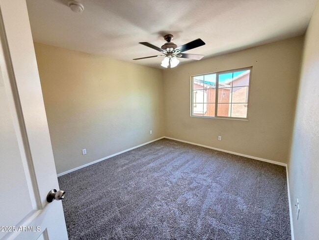 Building Photo - 2062 E Heartwood Ln