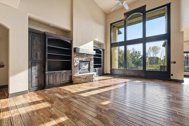 Building Photo - 1356 S Hidden Island Pl