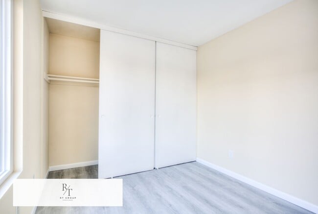 Building Photo - Refined Living with a Newly Remodeled 2 Bedroom 1 Bathroom 2 Story Duplex Residence