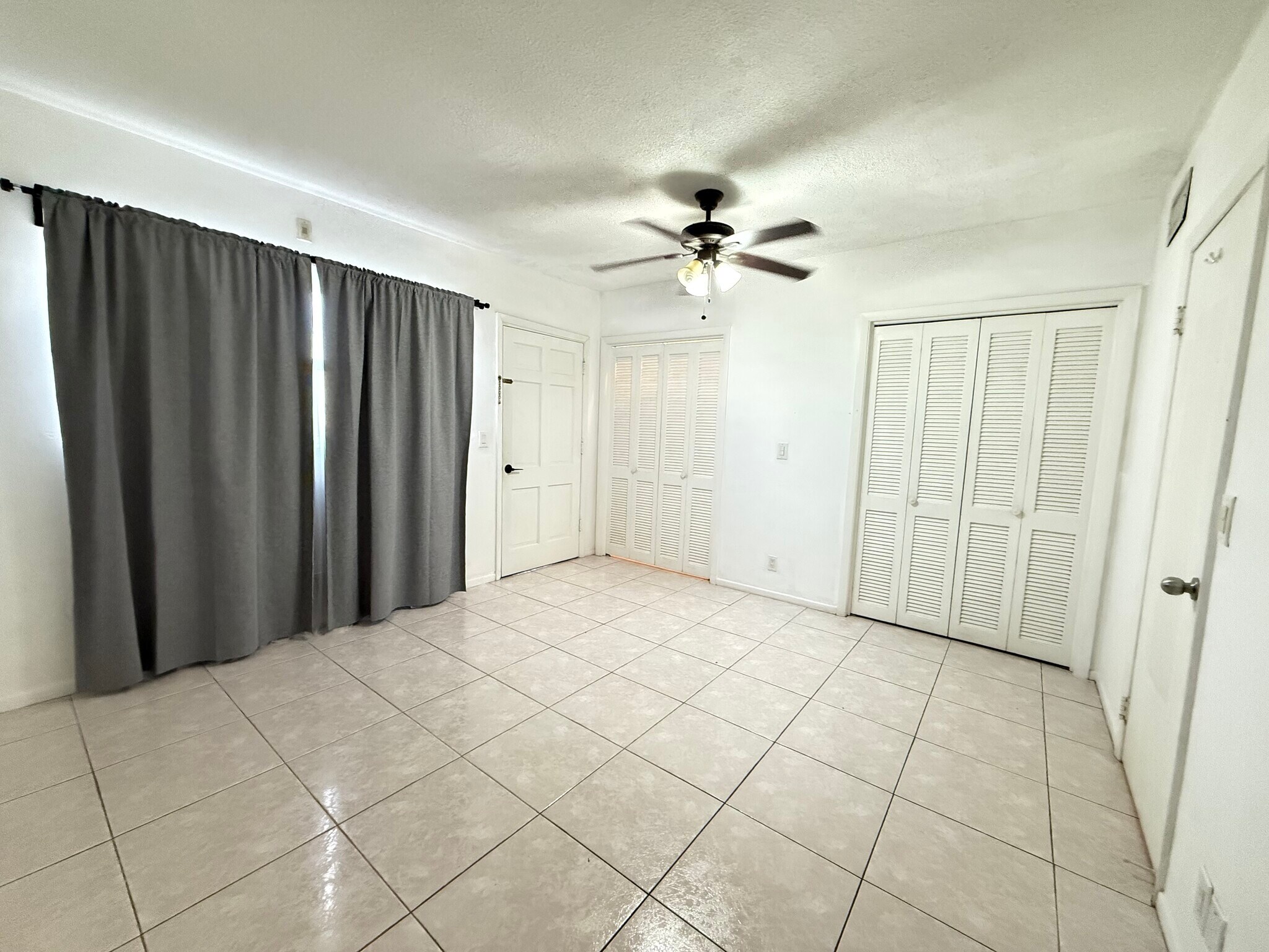 Bedroom - 467 Golden Isles Dr