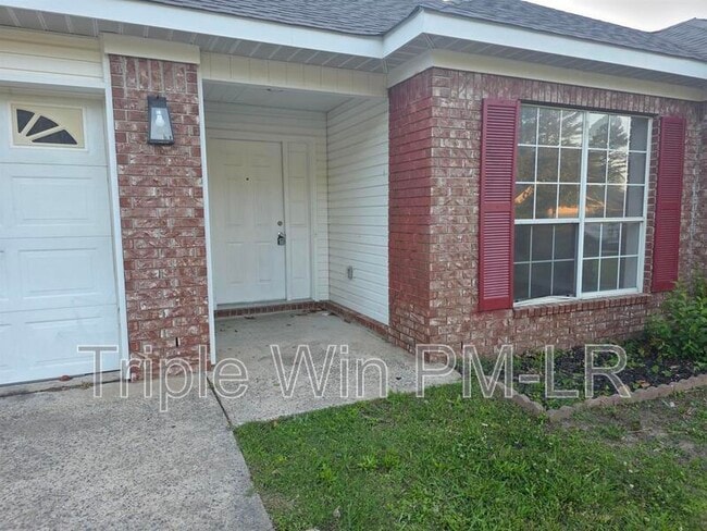 Building Photo - 66 Nevada Ln