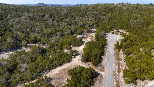 Building Photo - 1597 Pipe Springs Dr